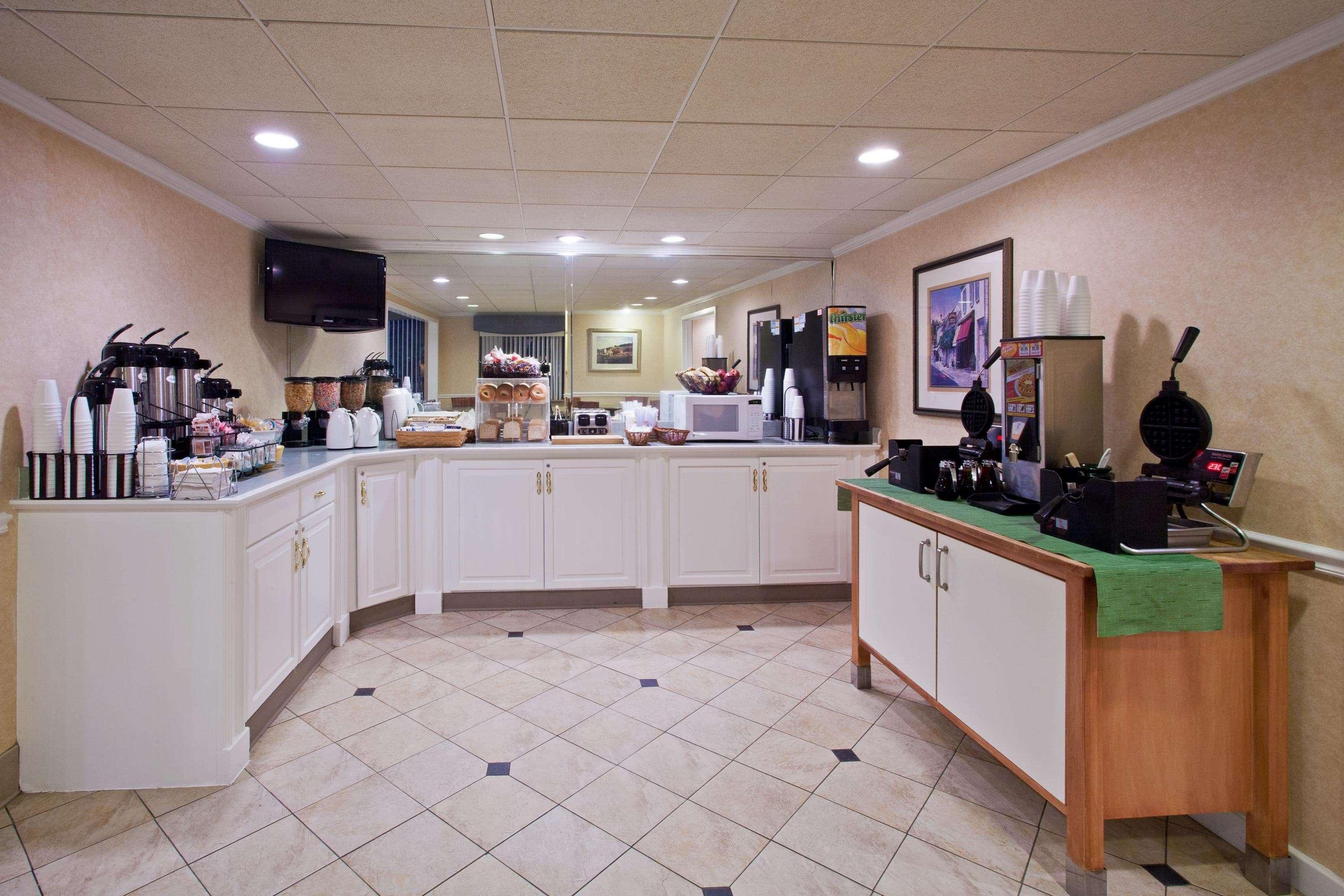 La Quinta By Wyndham Tampa Fairgrounds - Casino Hotel Mango Екстериор снимка